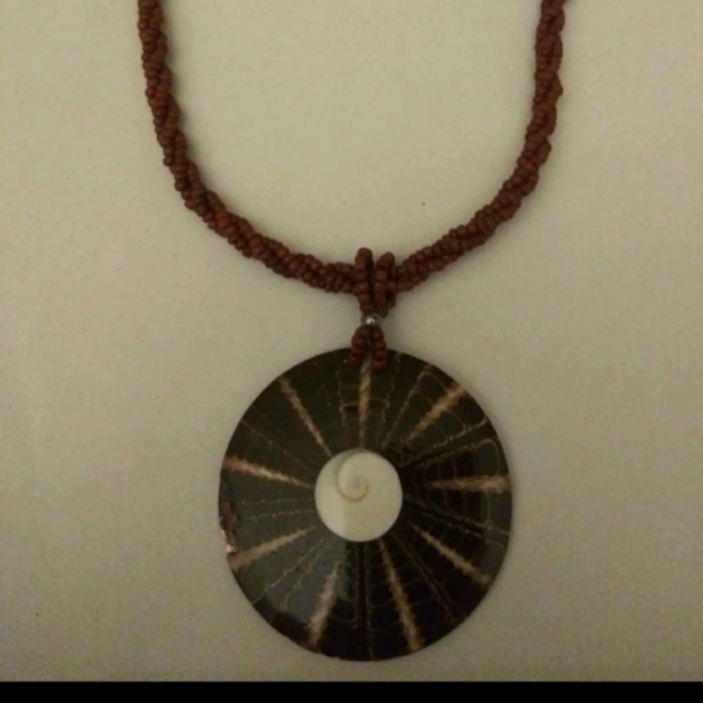 J381 Beautiful Handmade Brown Pendant Necklace Unisex